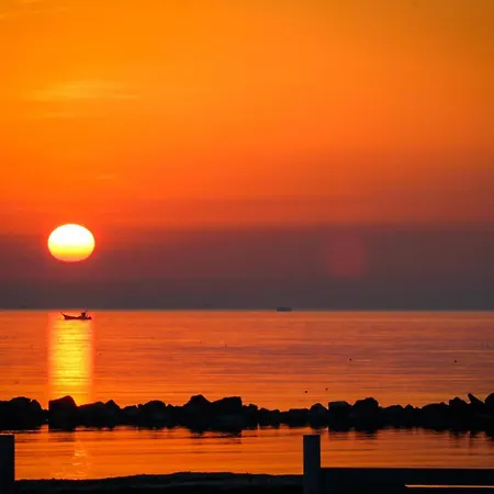 Eden Ξενοδοχείο με διαμερίσματα 3*